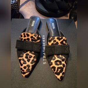 Michael Kors pointed toe pony hair bow Loafers sz 10